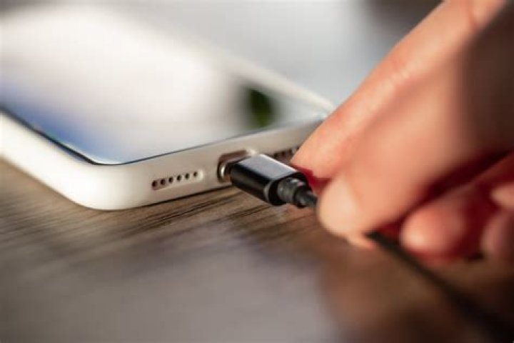 Phone adapter - How To Discuss